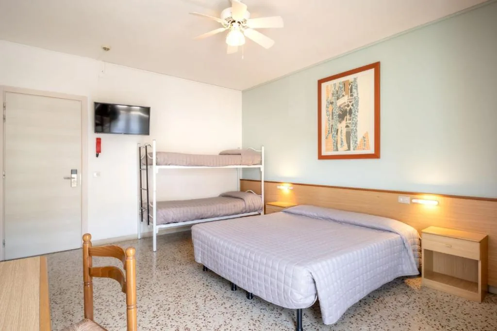 Camera Quadrupla Classic — Hotel Itta