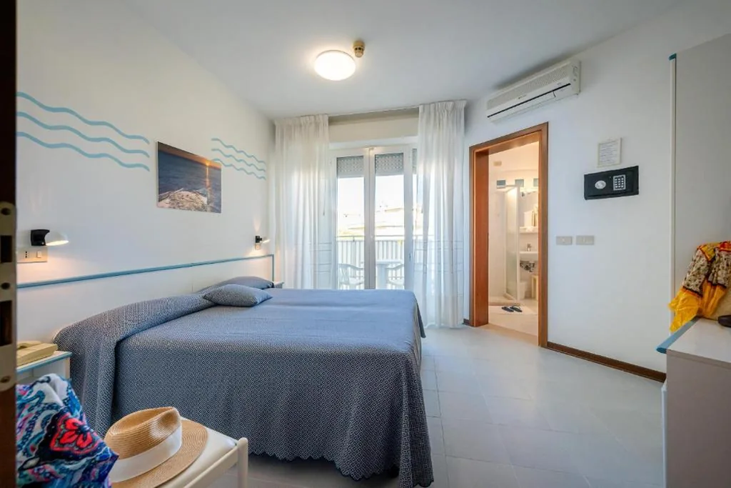 Camera Quadrupla Classic — Hotel Marisa