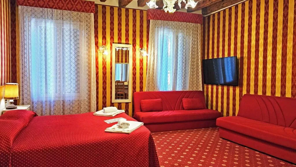 Classic Quadruple Room — Hotel Messner