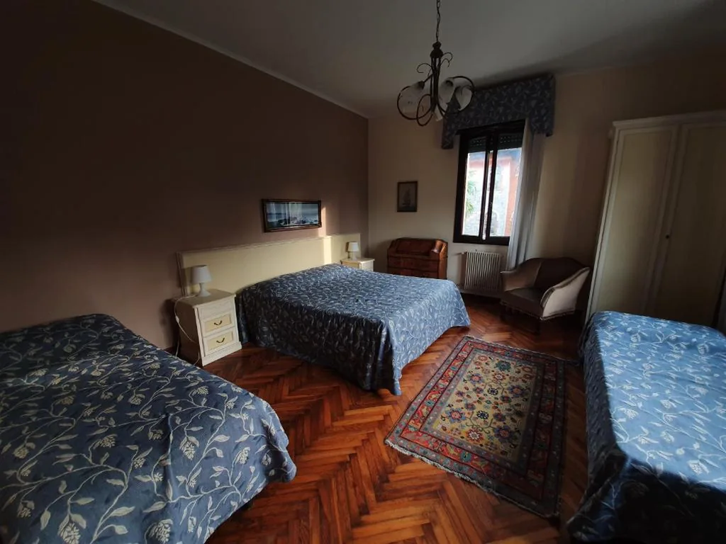 Camera Quadrupla con Bagno Privato Esterno — Villa Berghinz