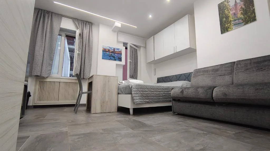Quadruple Room with Private Bathroom — GIO HOME Verona