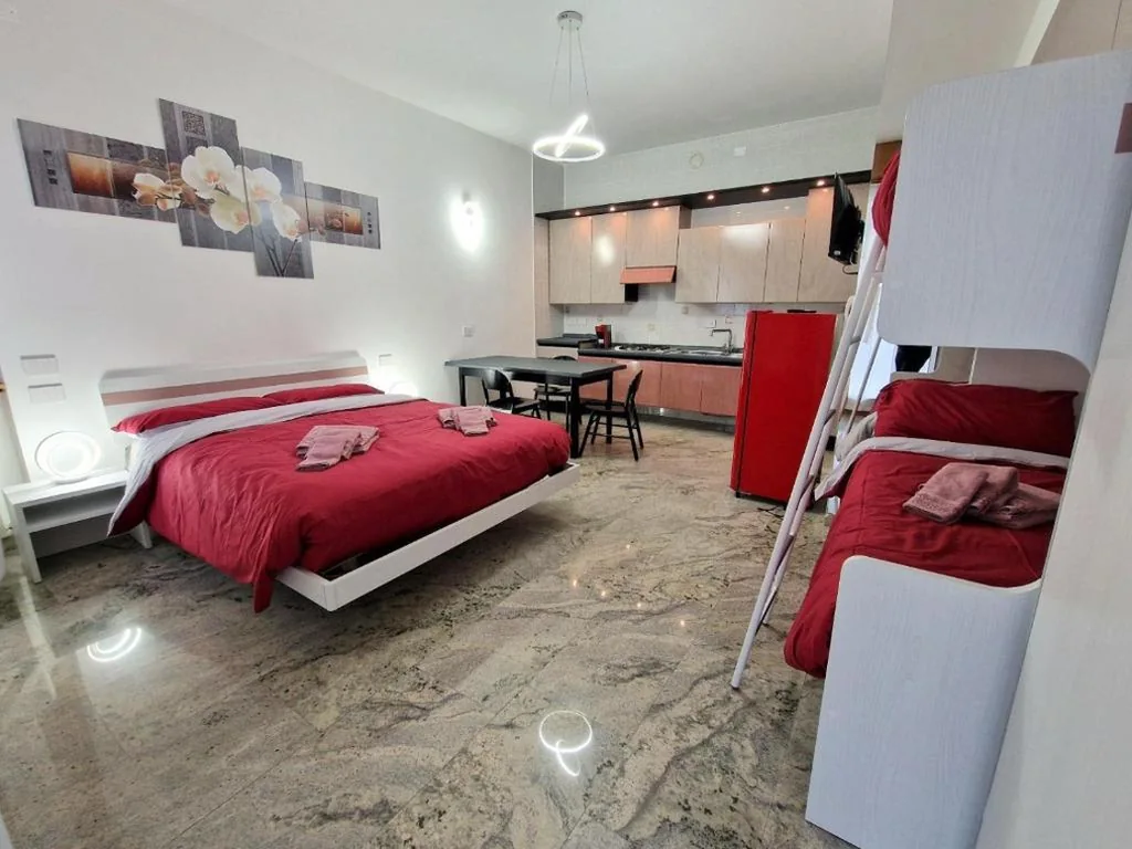 Quadruple Room with Terrace — Iris B&B Verona