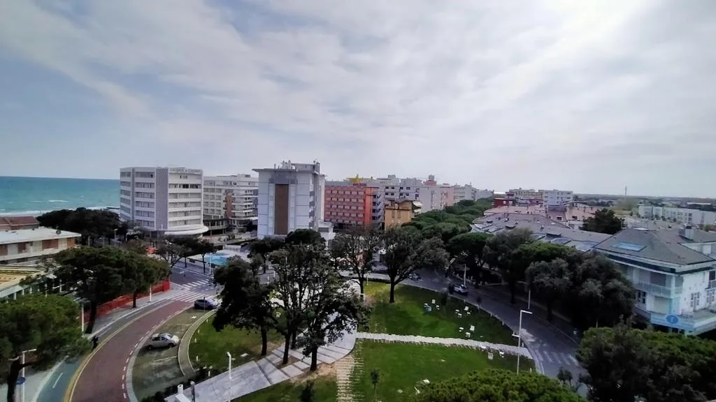Camera Quadrupla con Vista Mare — Hotel Alla Rotonda
