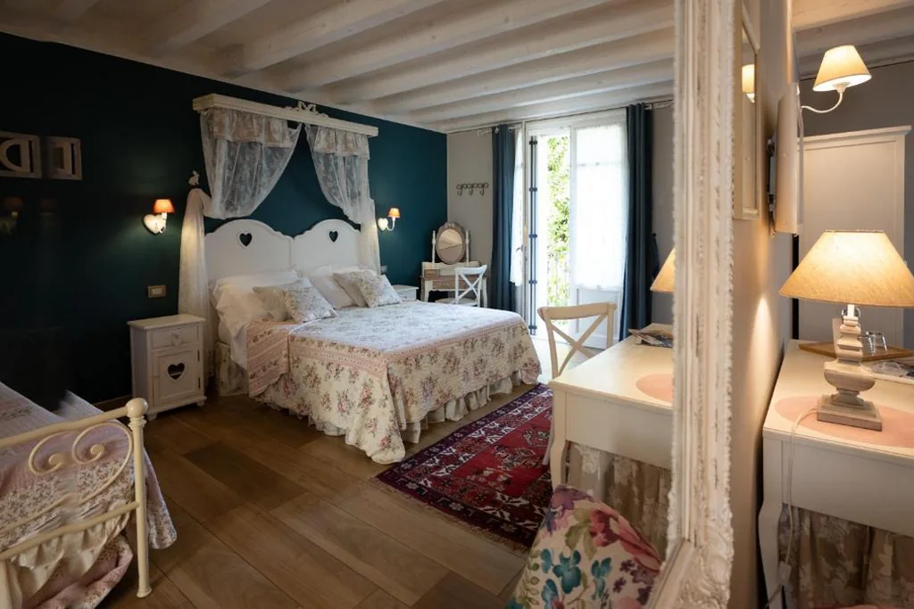 Camera Quadrupla Deluxe — B&B diffuso Sul Garda