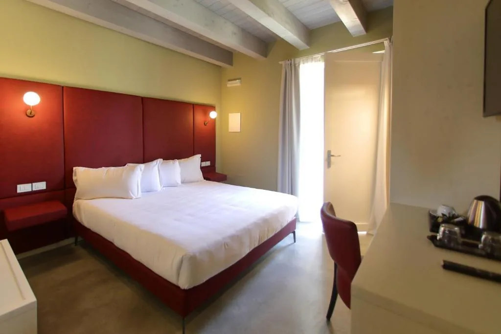 Deluxe Quadruple Room — La Boheme Chambres