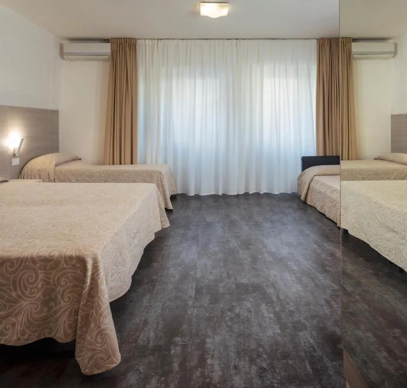 Camera Quadrupla - Dependance — Alfa Fiera Hotel
