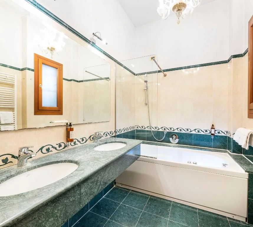 Quadruple Room - Annex — Hotel Torino