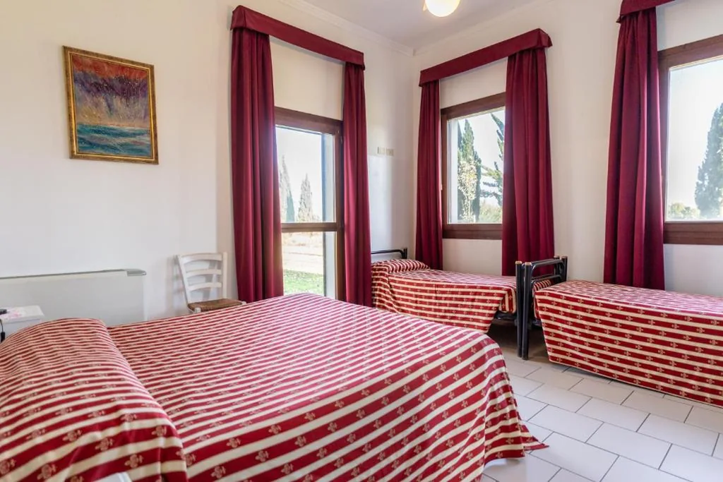 Camera Quadrupla Economy — Hotel Il Lato Azzurro – Isola di Sant’Erasmo – NO VEHICLES ACCESS