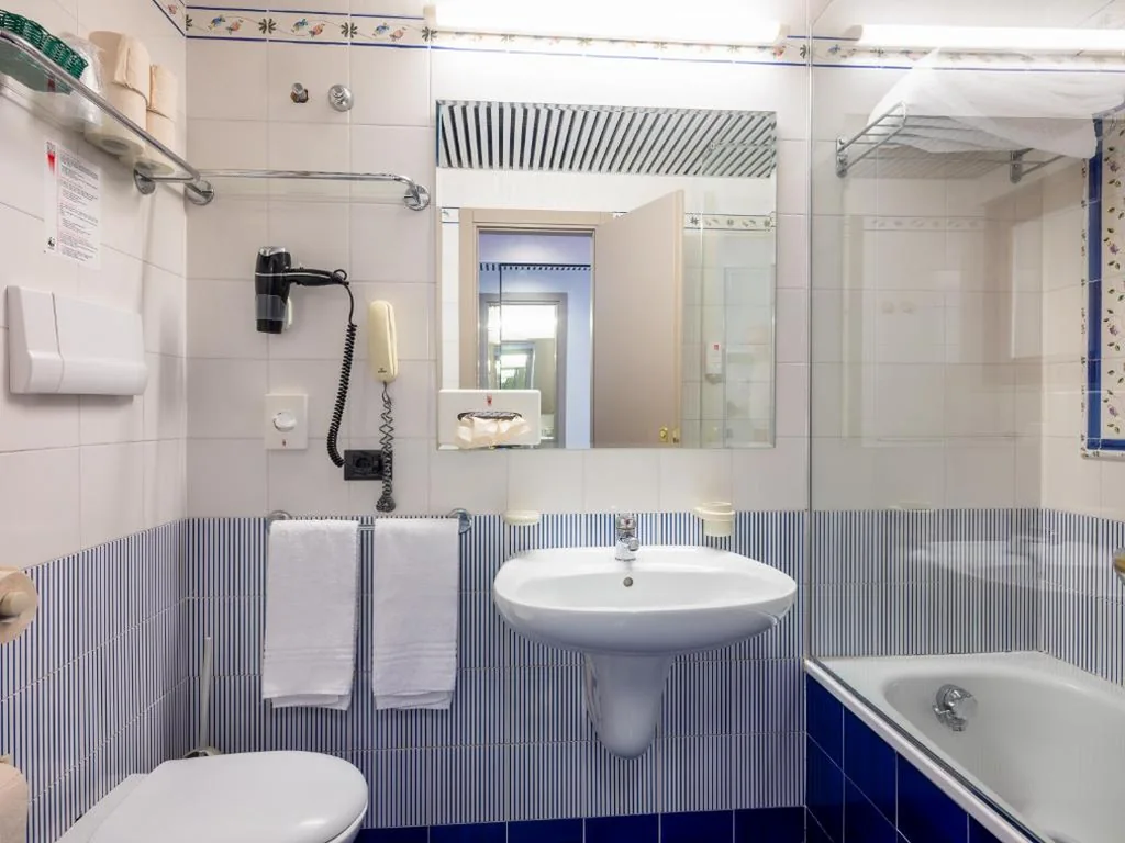 Camera Quadrupla Economy — Hotel San Pietro