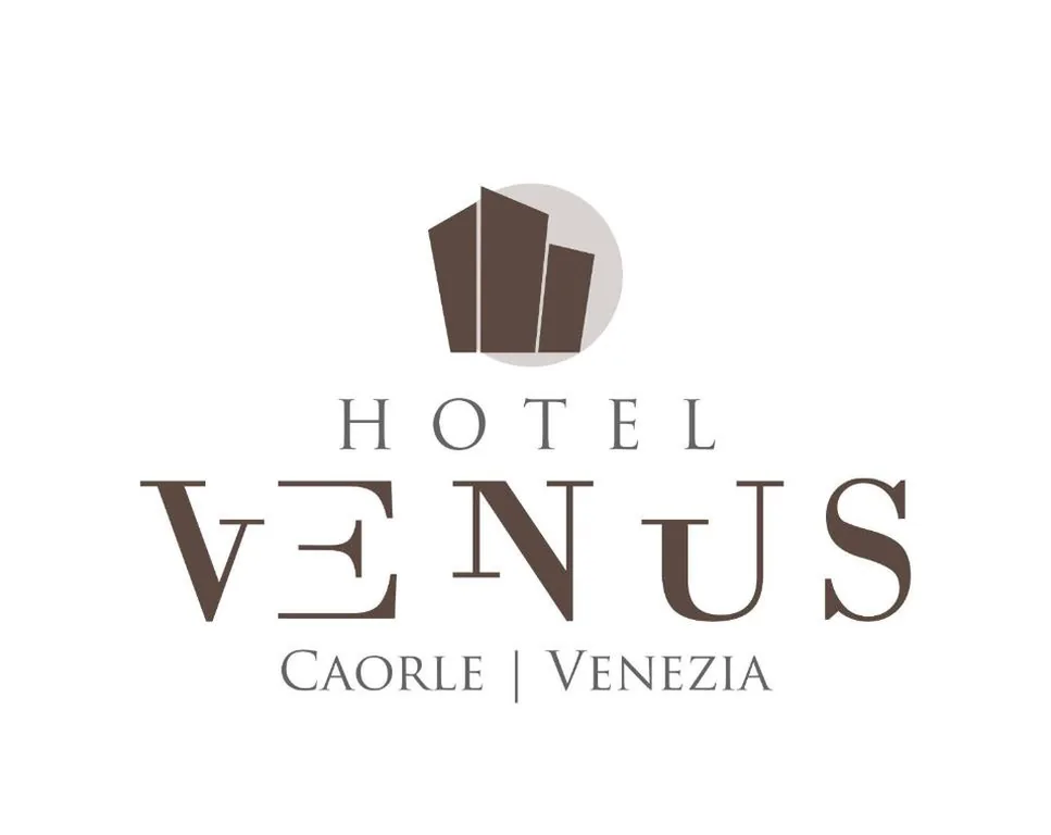 Camera Quadrupla Economy — Venus Best Price