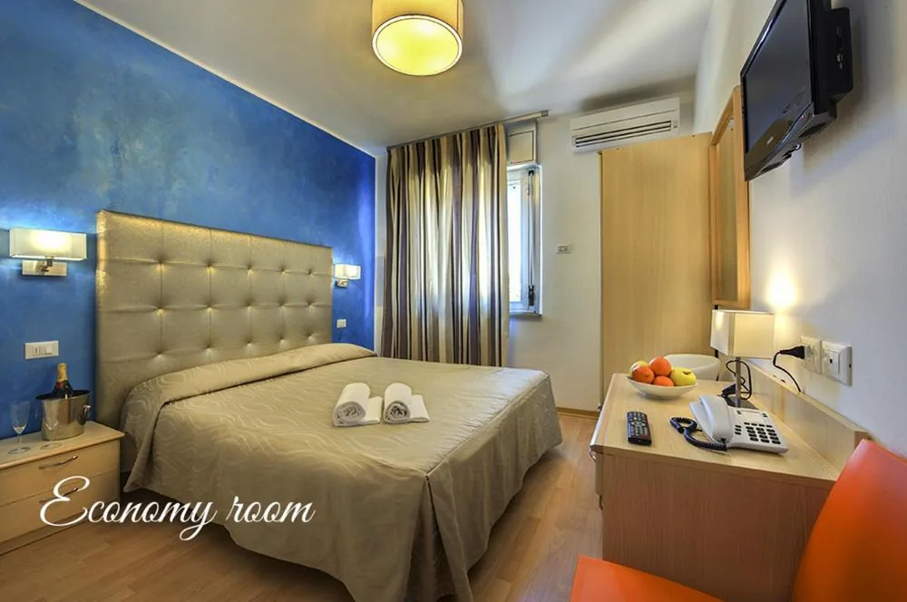 Camera Quadrupla — Hotel Alex
