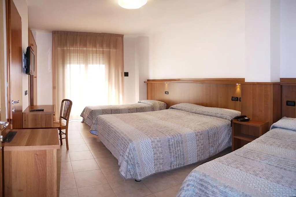 Camera Quadrupla — Hotel Alla Rotonda