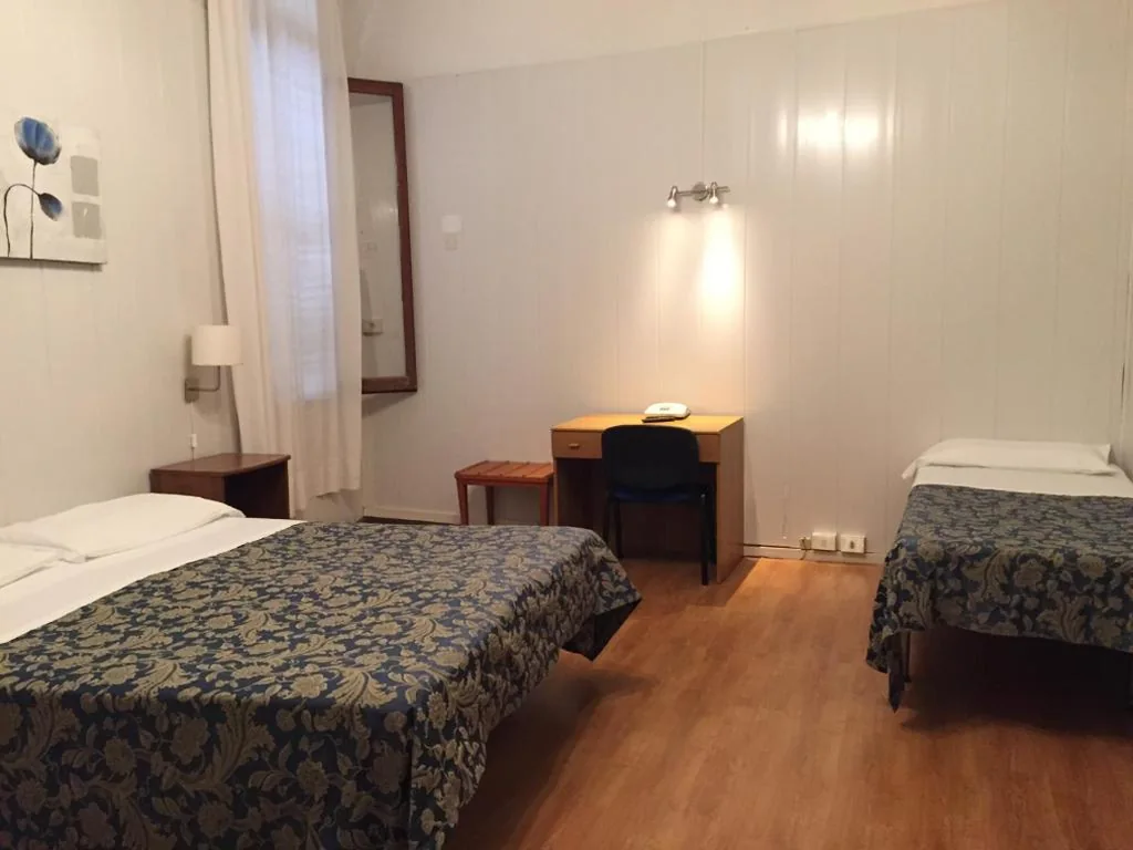 Camera Quadrupla — Hotel Caneva