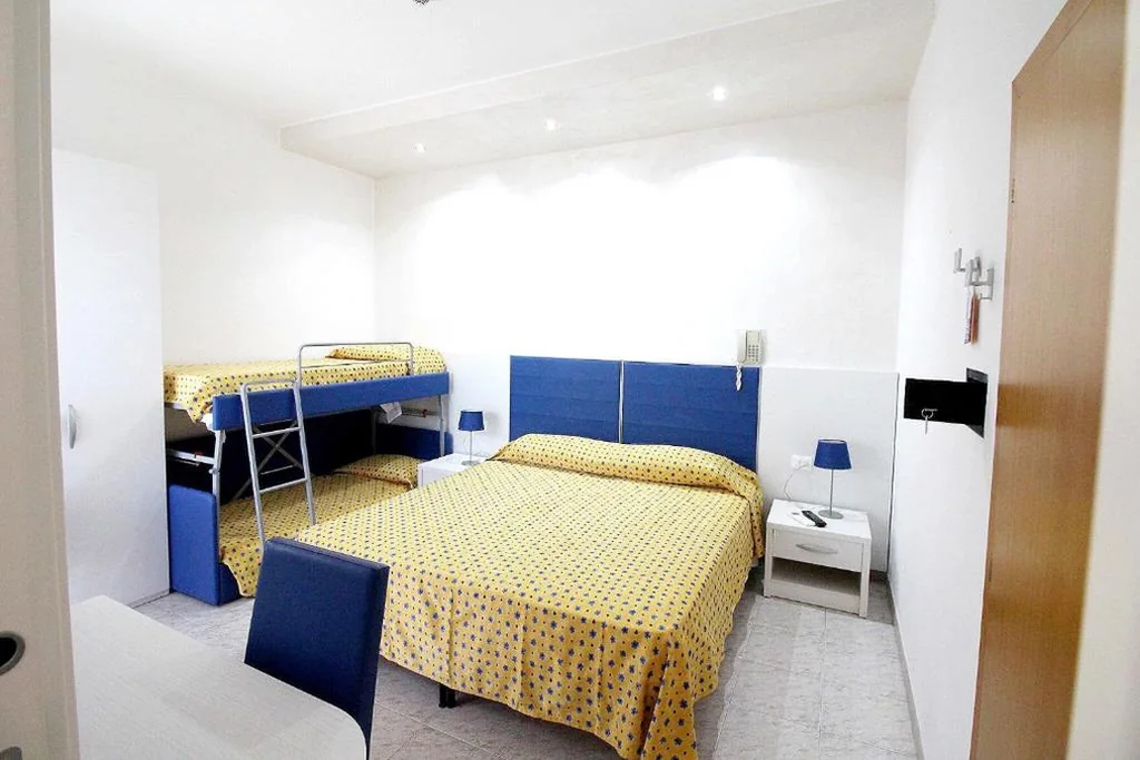 Camera Quadrupla — Hotel Eraclea