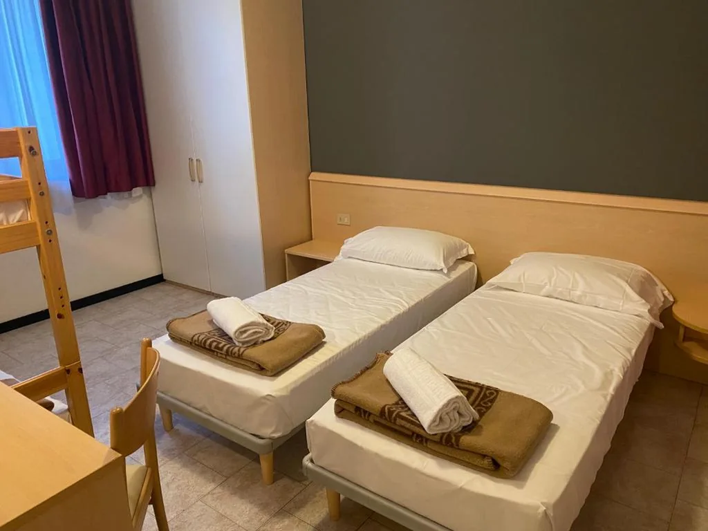 Camera Quadrupla — Hotel Mazzini