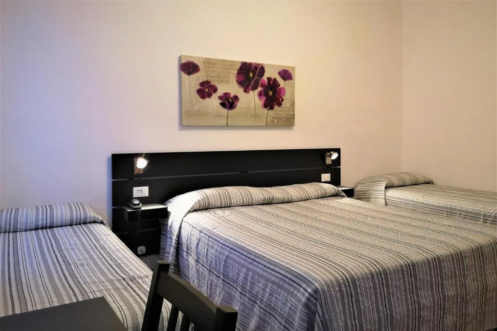 Camera Quadrupla — Hotel Rossi