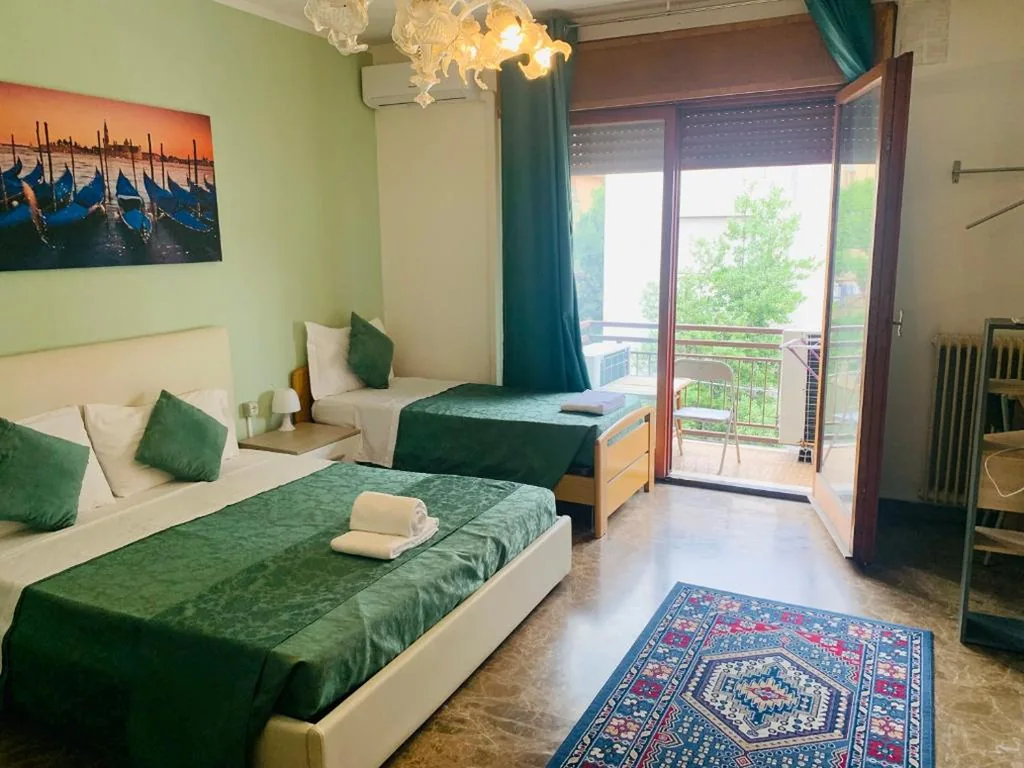 Camera Quadrupla Luxury — Venice Night Appartment