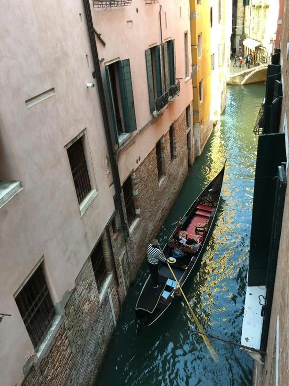 Quadruple Room — Palazzo Lion Morosini – Check in presso Locanda Ai Santi Apostoli