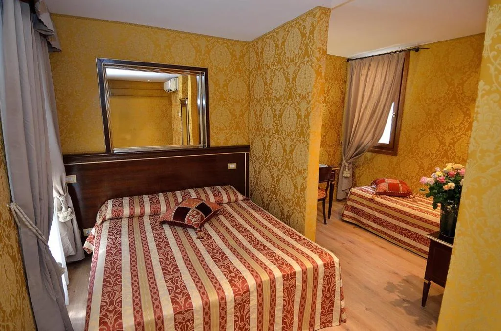 Camera Quadrupla — Residenza Goldoni