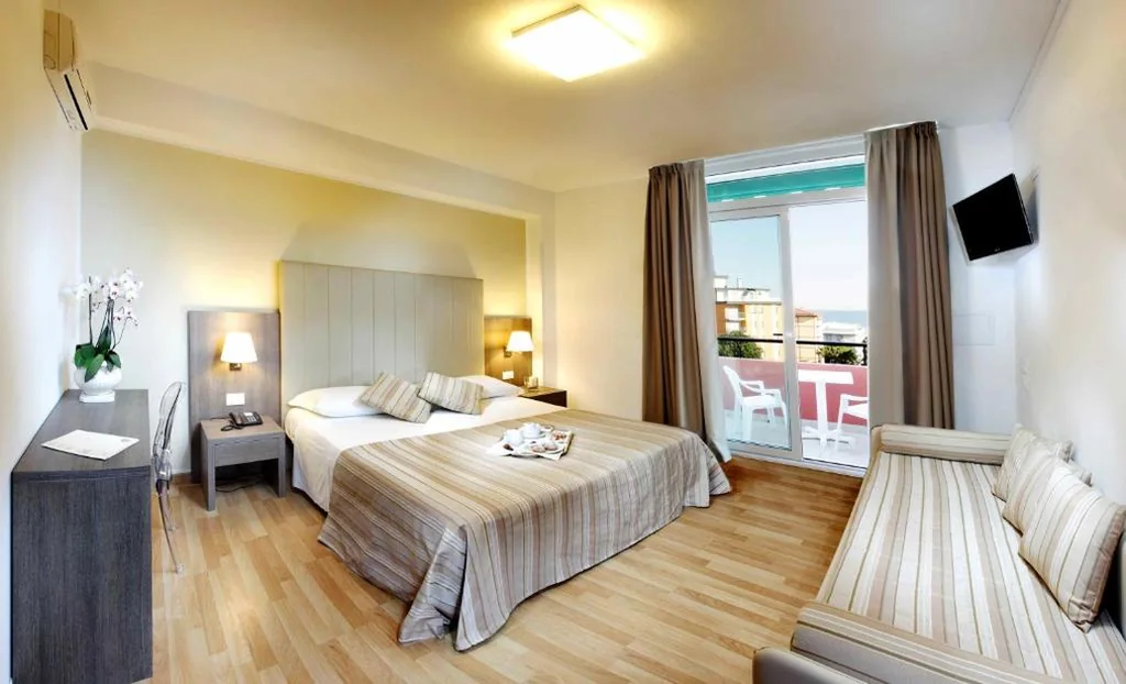Camera Quadrupla Superior — Hotel Bembo