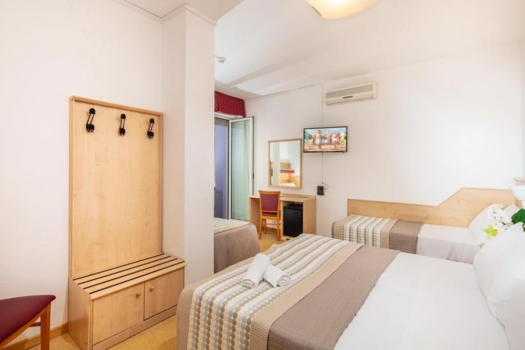 Superior Quadruple Room — Hotel Regina