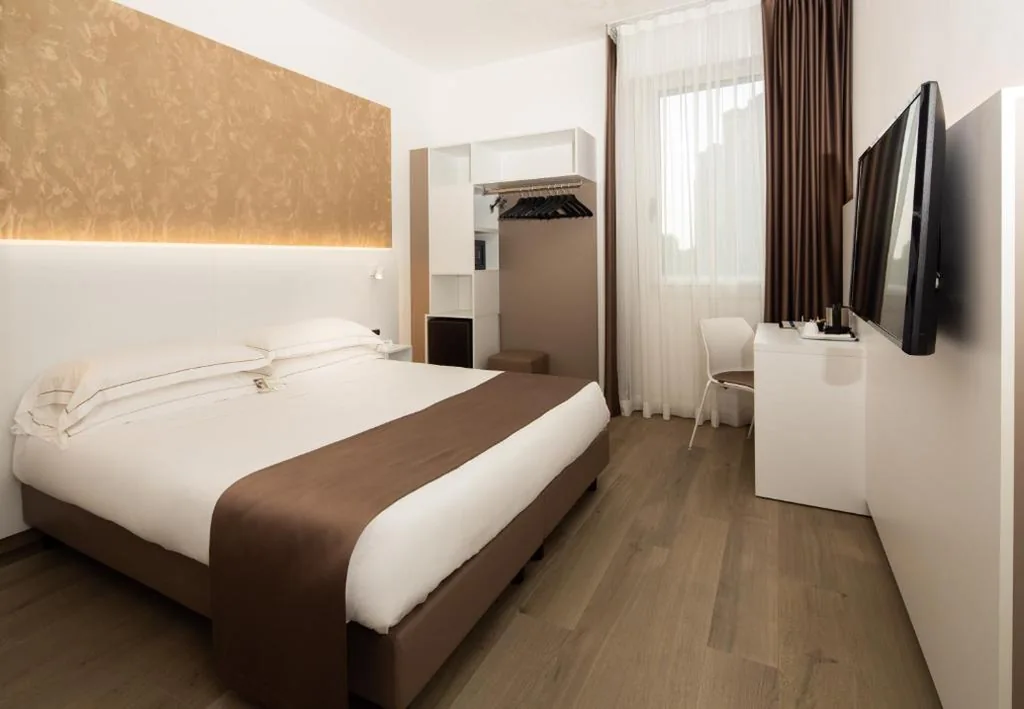 Queen Business Room — Best Western Hotel Biri