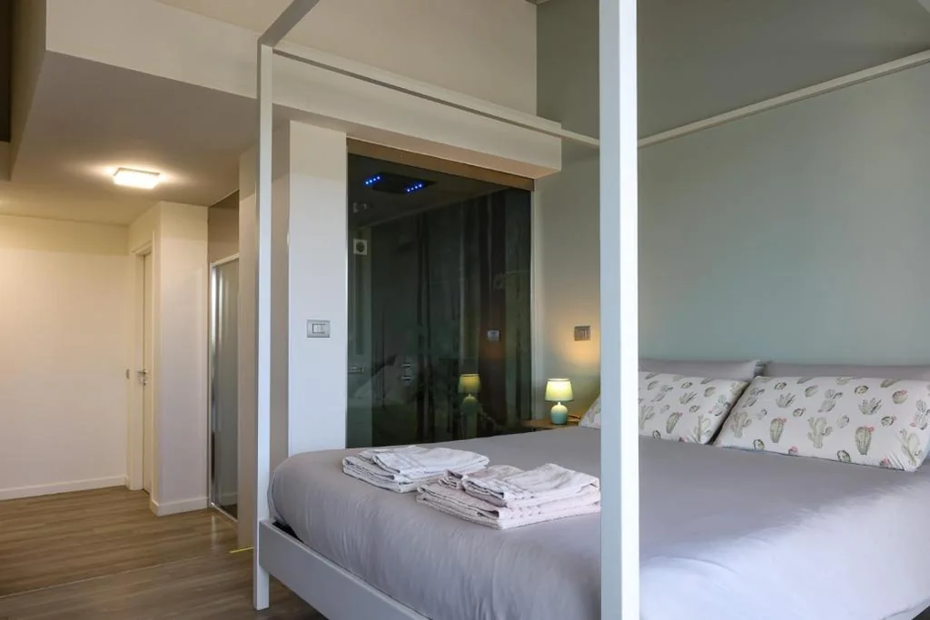 Camera Queen con Balcone — Alla Riva