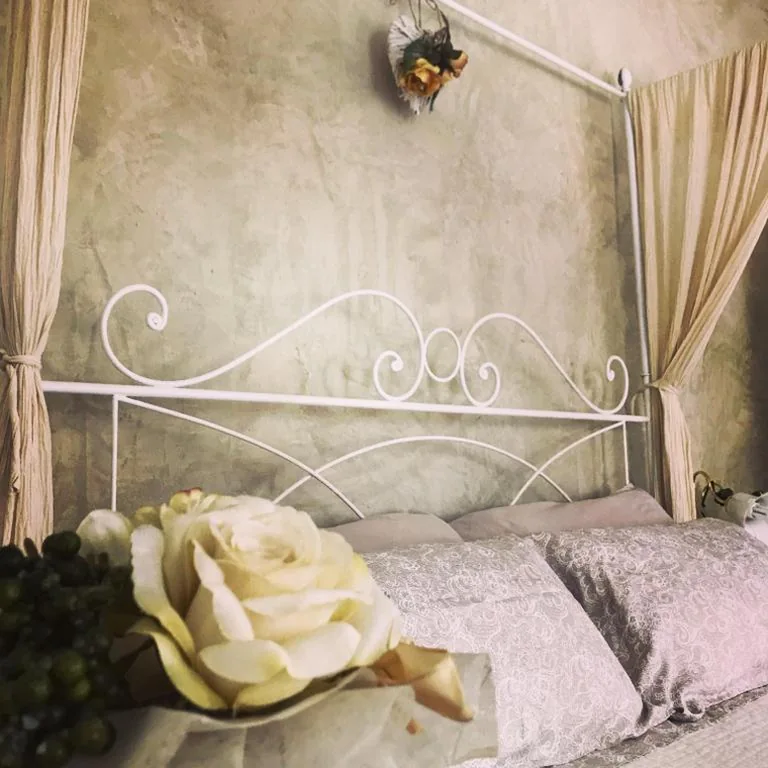 Camera Queen con Balcone — Bed & Breakfast Canova