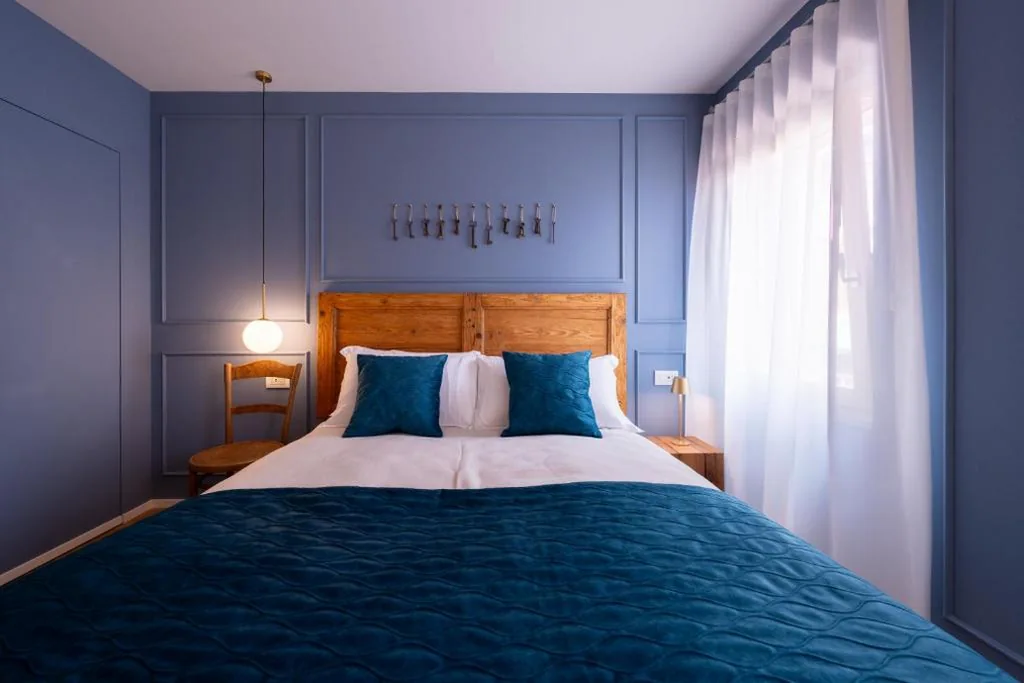 Camera Queen Deluxe — Spaccavento Boutique Rooms