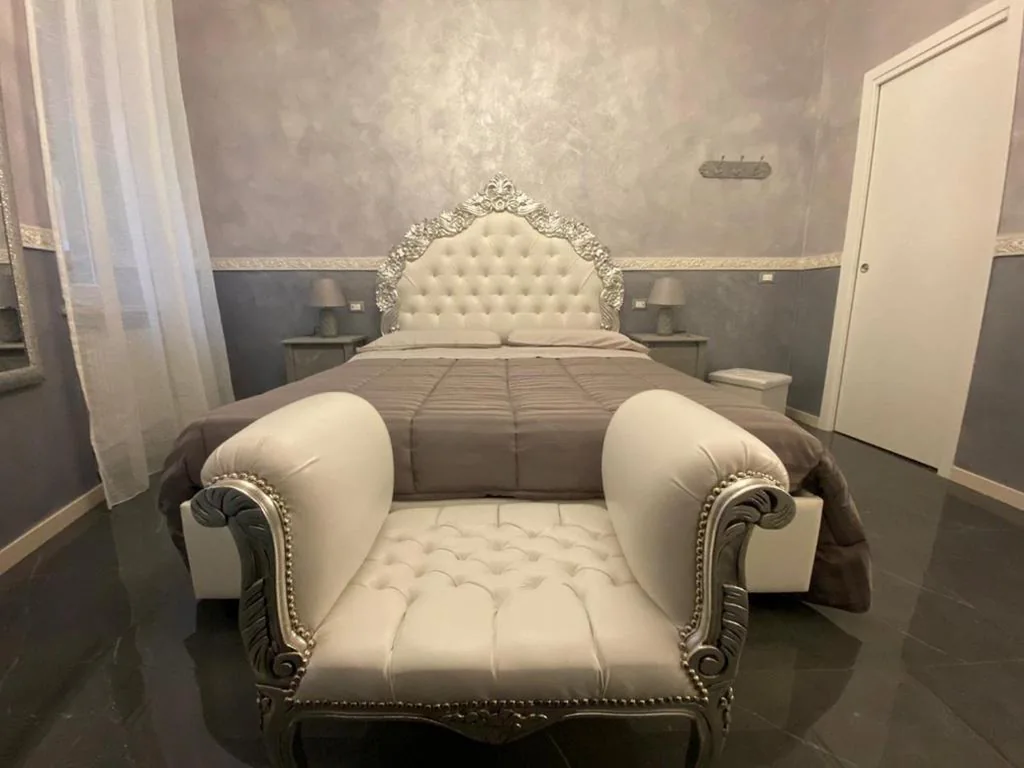 Camera Queen Superior in Appartamento Madame Butterfly — Residenza Elisabetta