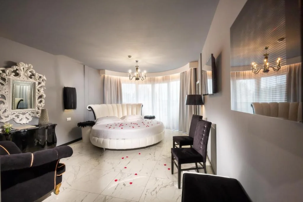 Camera Romantic — AQA Palace