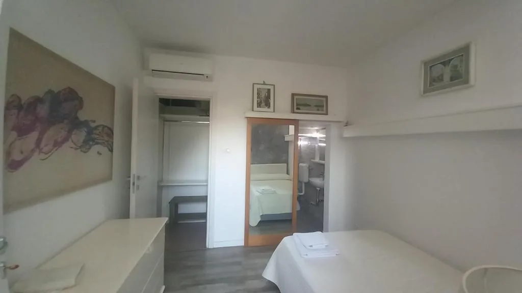 Camera Singola — A Casa Di Dora