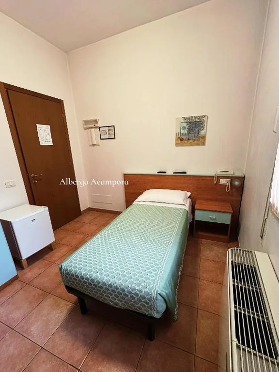 Single Room — Albergo Acampora