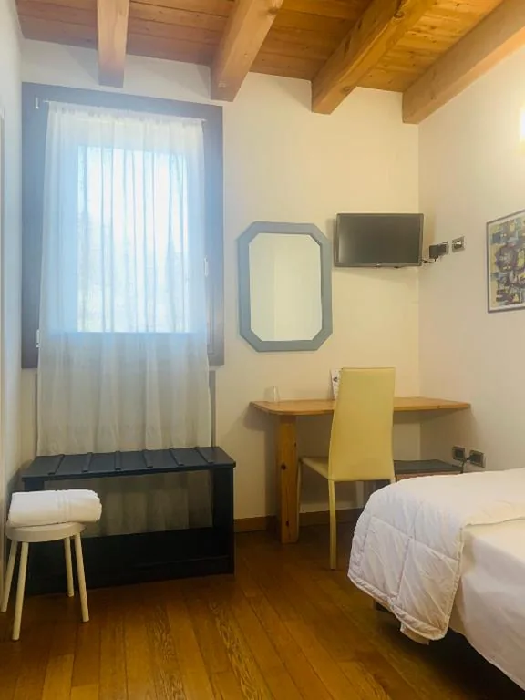 Single Room — Albergo Torre