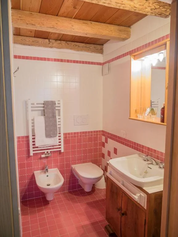 Large Single Room — Casa 1885