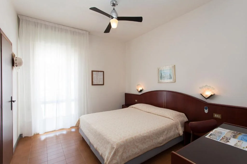 Camera Singola Ampia — Hotel Arborea