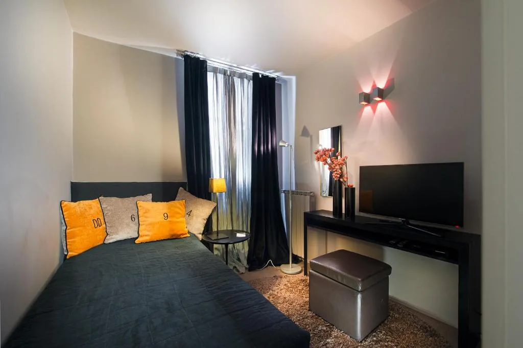 Single Room — Charming House DD724