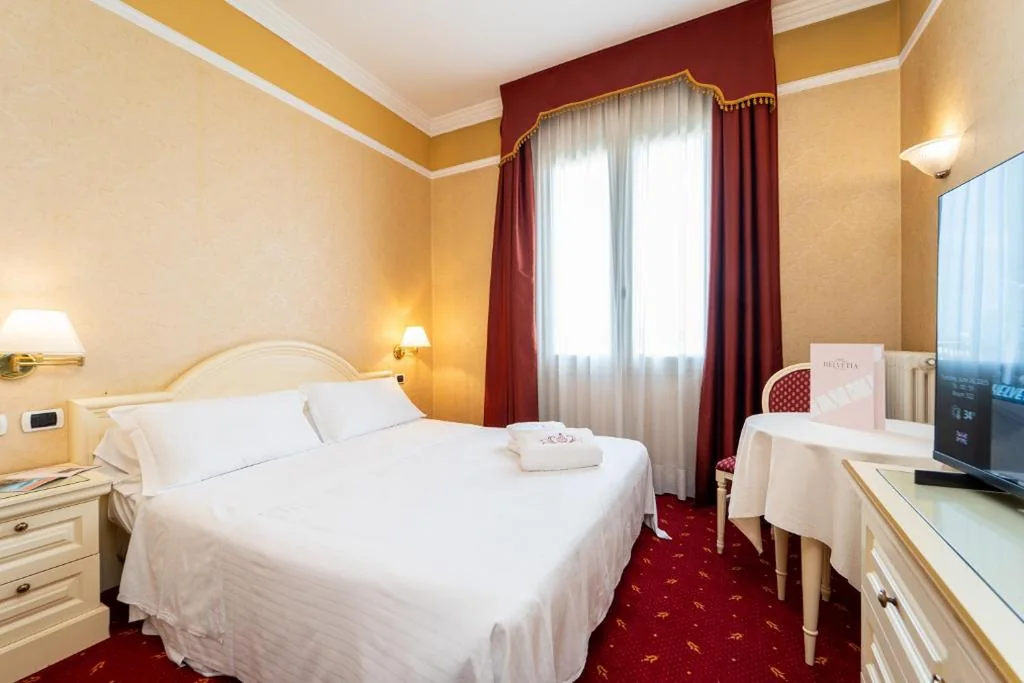 Camera Singola Classic con Balcone — Hotel Terme Helvetia