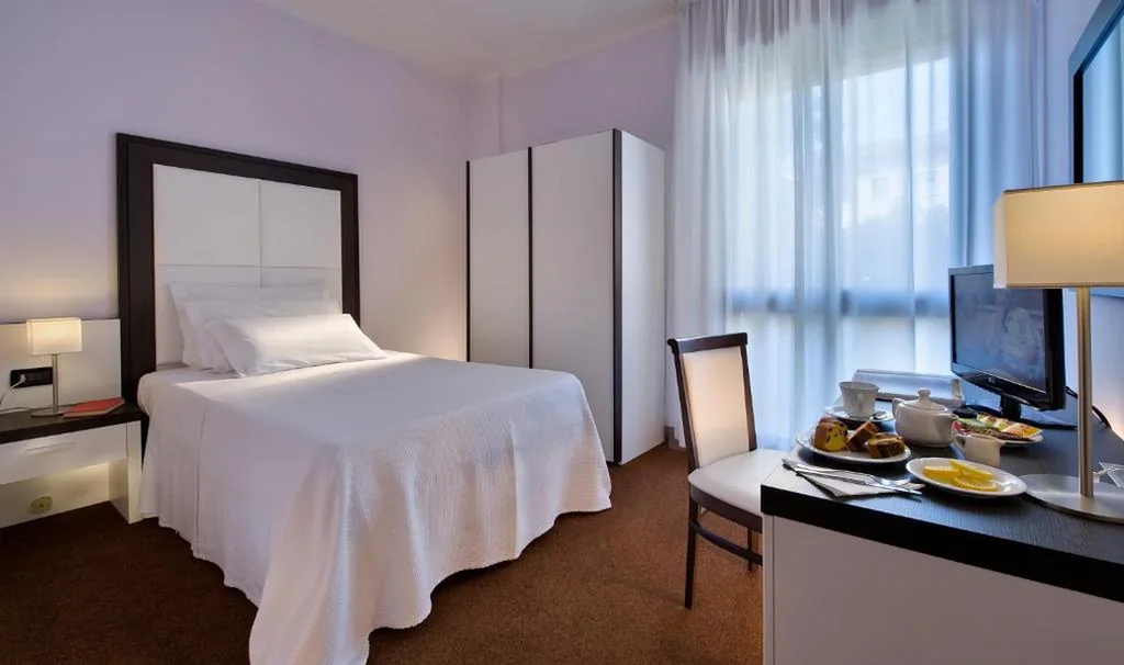 Camera Singola Classic con Balcone — Hotel Terme Marco Polo
