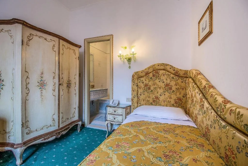 Classic Single Room — Hotel Giorgione