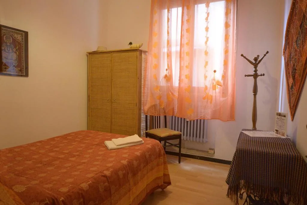 Camera Singola con Bagno in Comune — B&B Arabesque