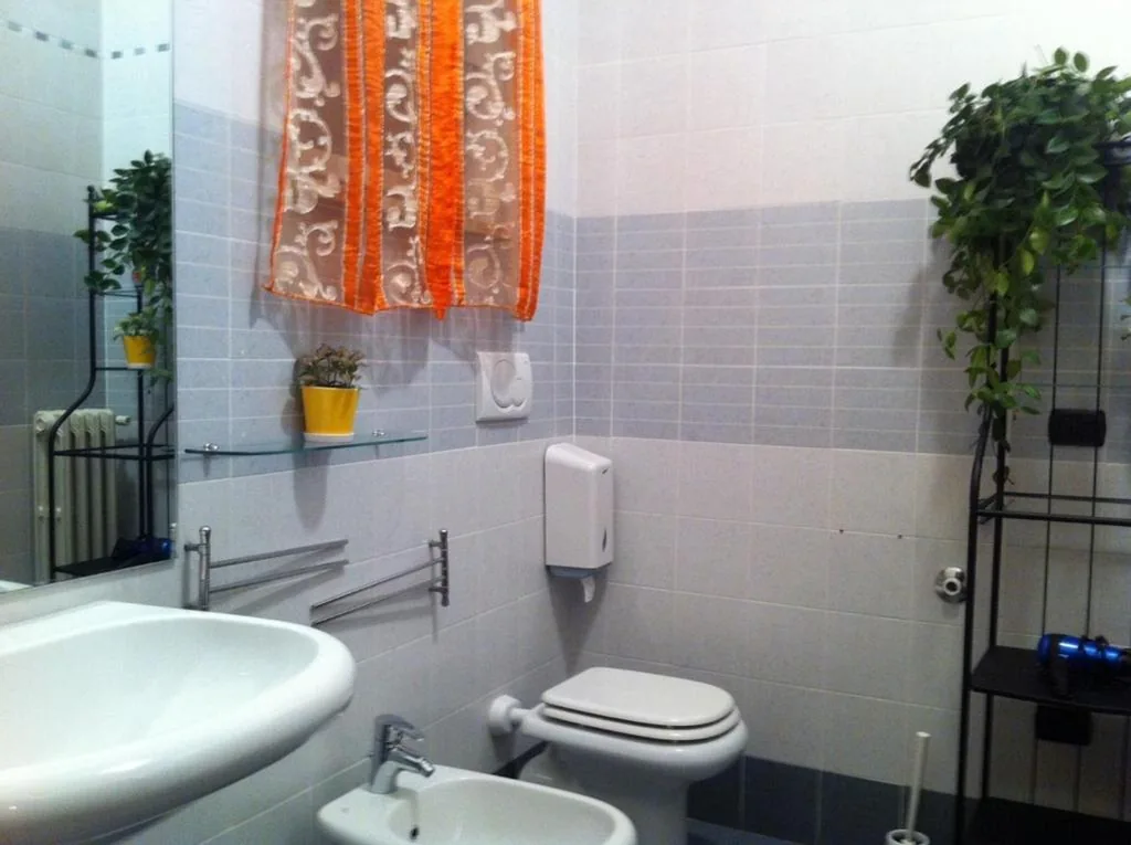 Single Room with Shared Bathroom — Cittadella
