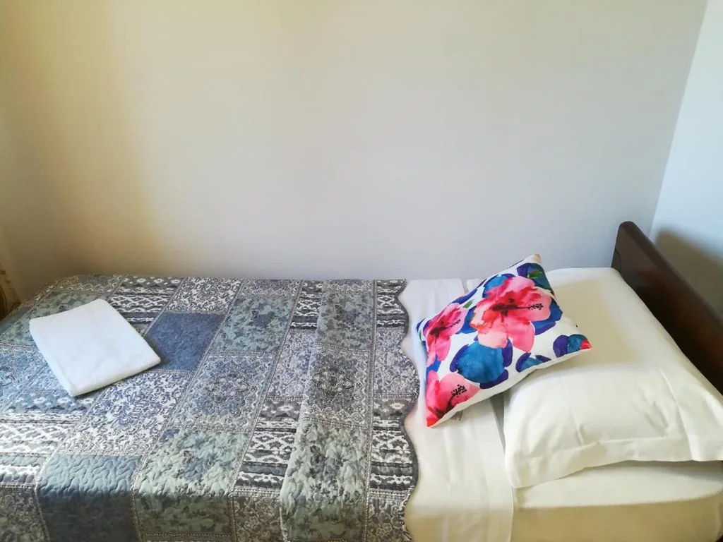 Camera Singola con Bagno in Comune — Venice Agostino Guesthouse
