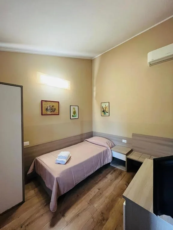 Camera Singola con Bagno Privato — Locanda Munerato