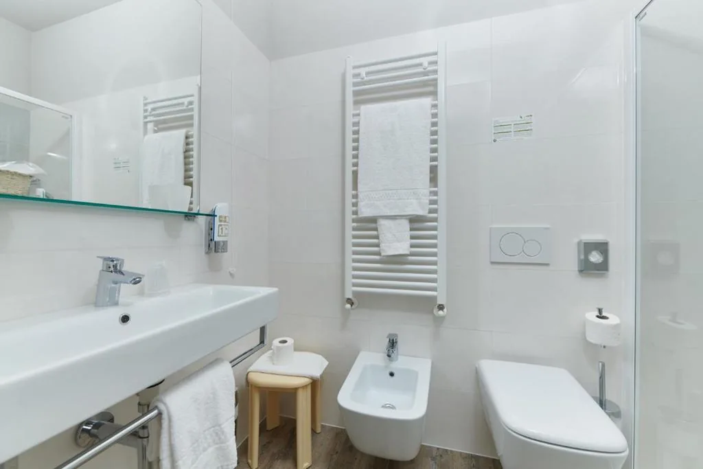 Camera Singola con Balcone — Eco Hotel Benacus
