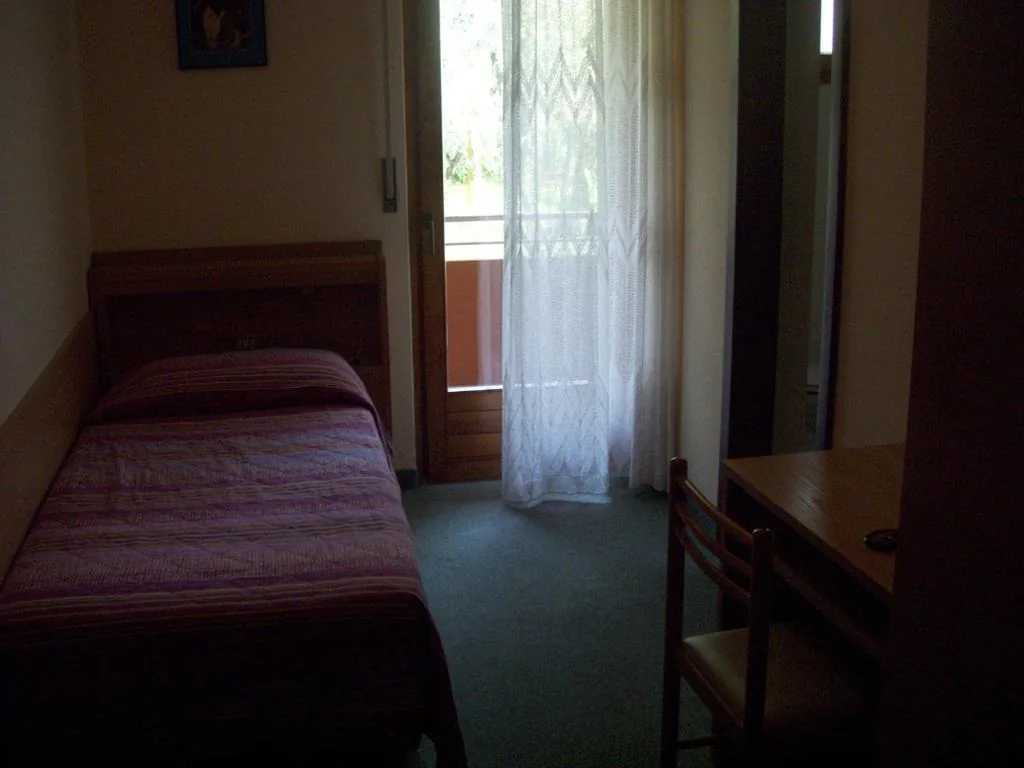 Single Room with Balcony — Garnì Casa Rabagno