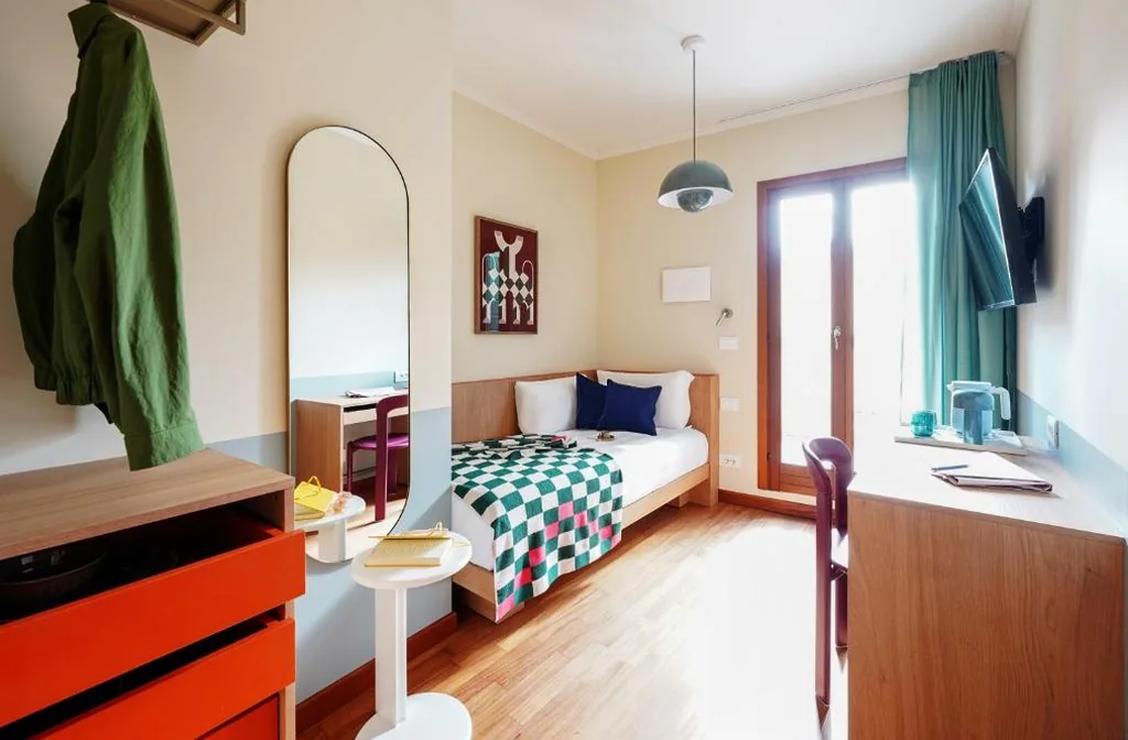 Camera Singola con Balcone — Numa Venice Forcola