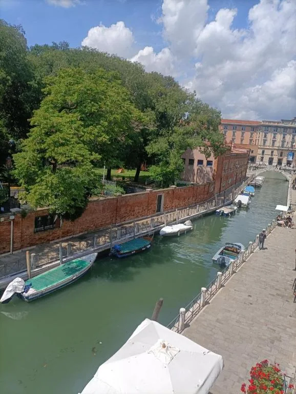 Camera Singola con Vista Canale — Locanda Ca’ Leon – Ferretti Hotels Collection
