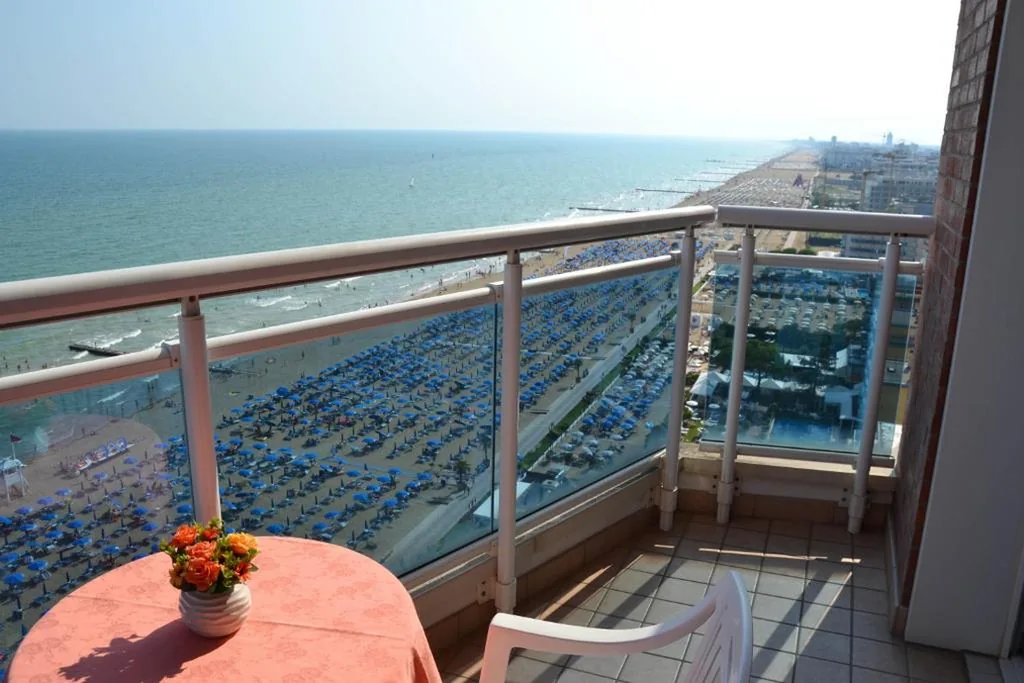 Camera Singola con Vista Mare e con Balcone — Hotel Caravelle&MiniCaravelle