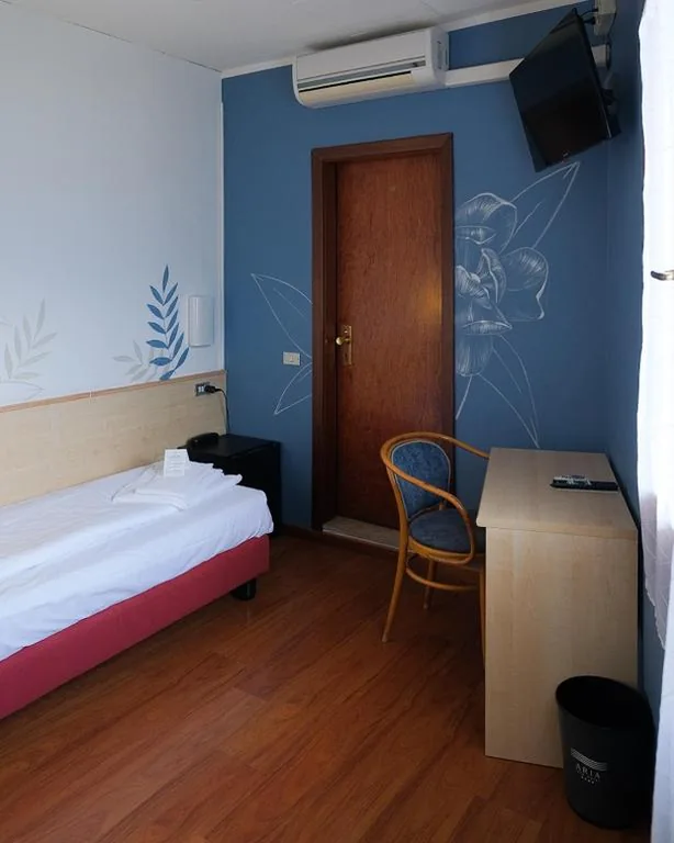 Camera Singola con Vista Montagna — Aria Life Hotel